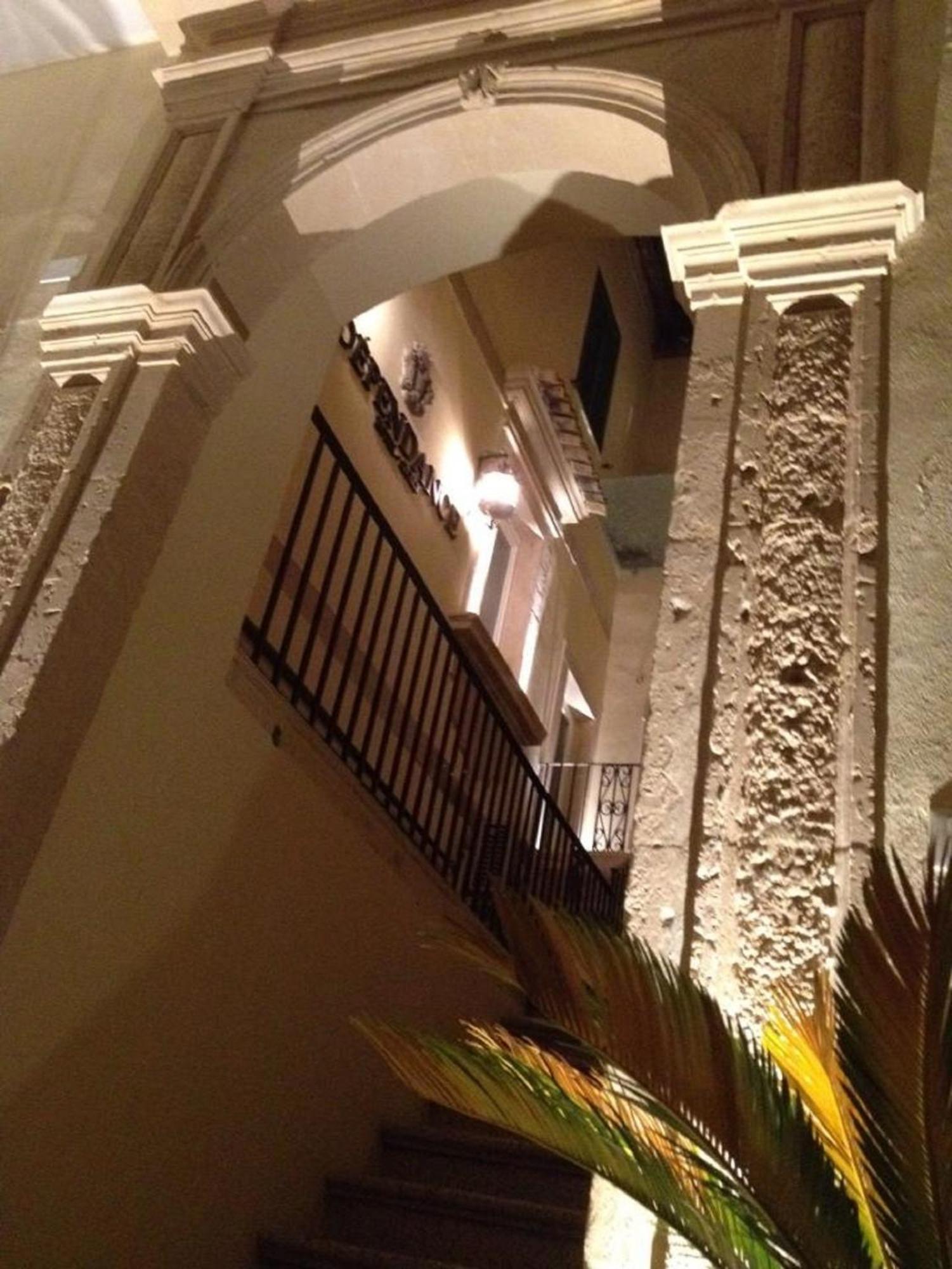 La Dependance Hotel Noto Exteriör bild